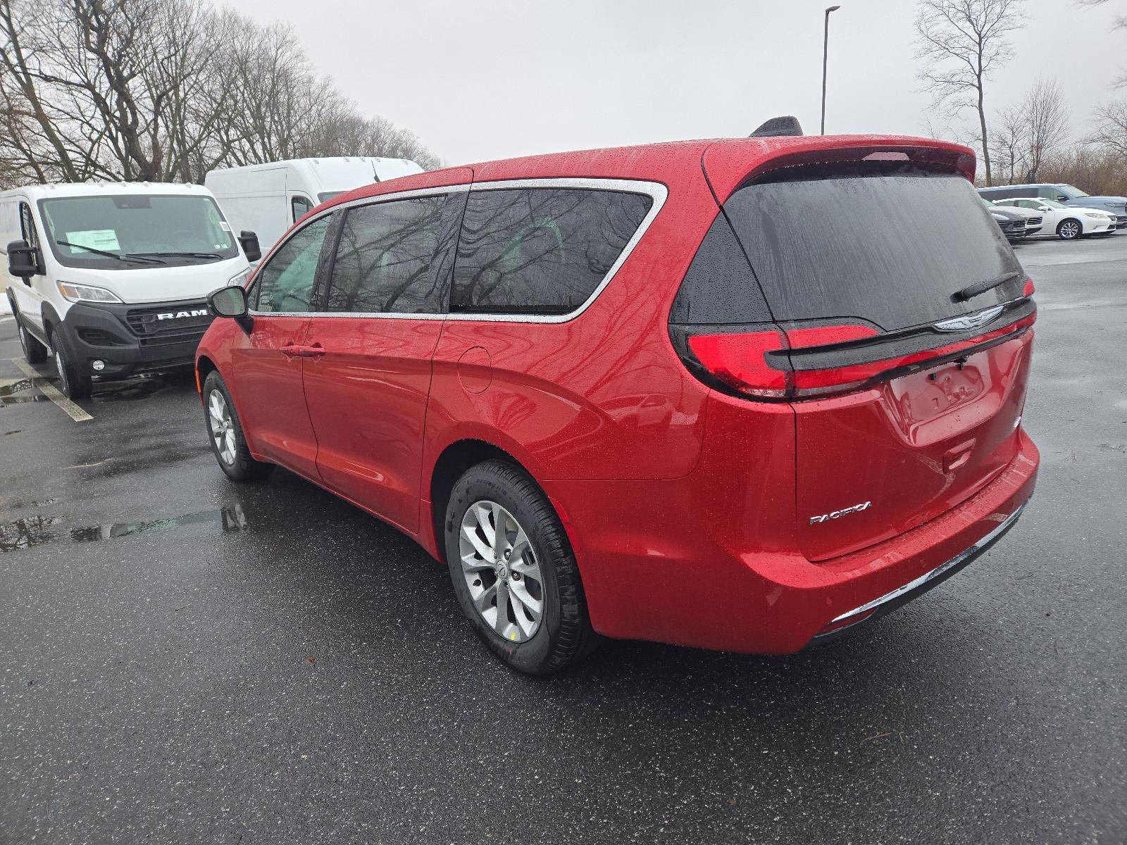 2026 Chrysler Pacifica Select AWD