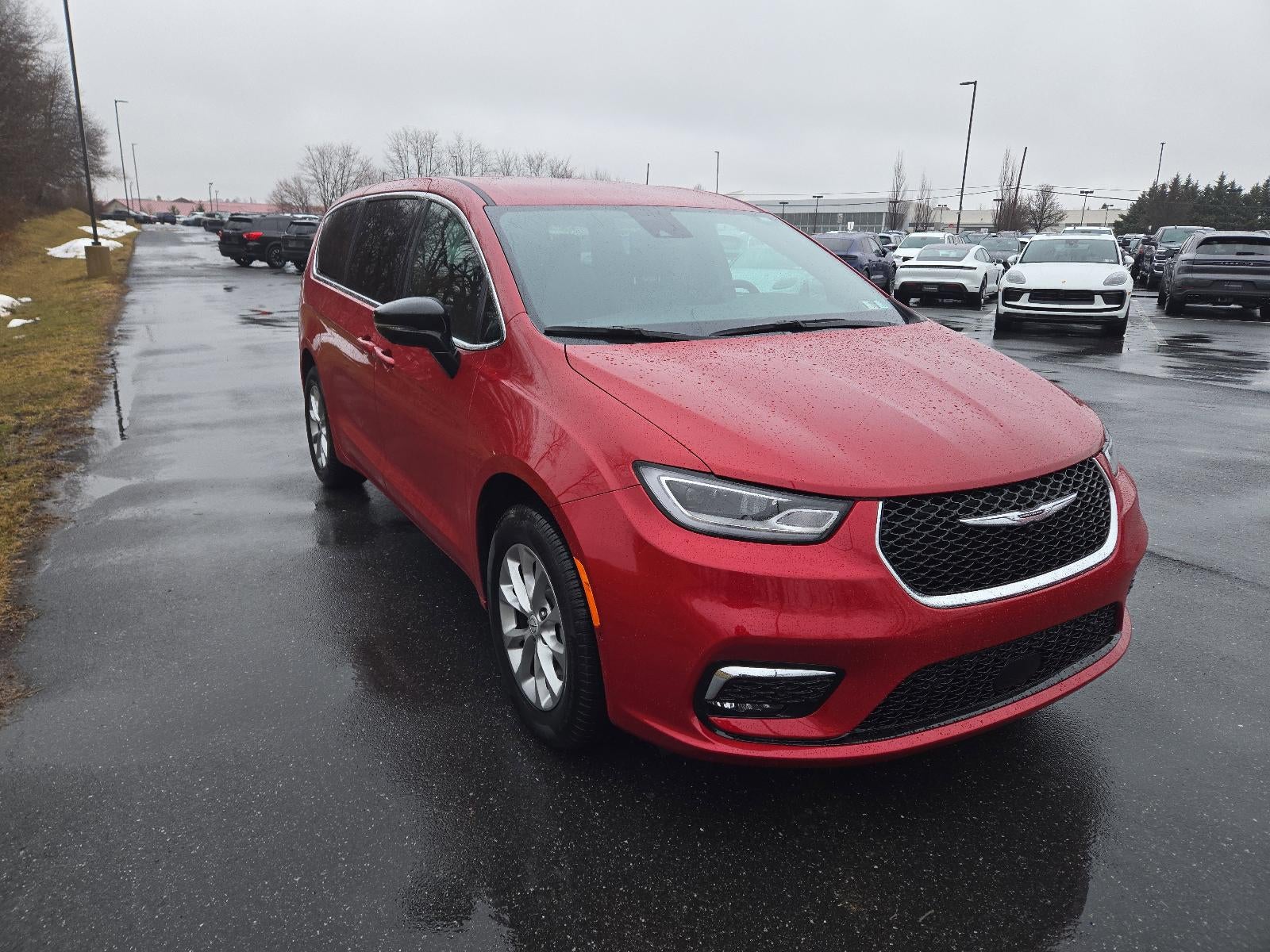 2026 Chrysler Pacifica Select AWD