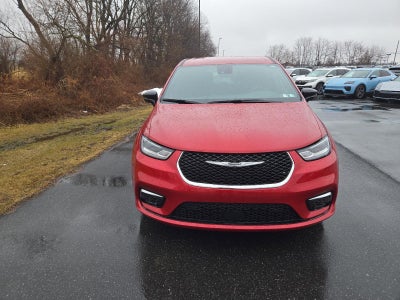 2026 Chrysler Pacifica Select AWD