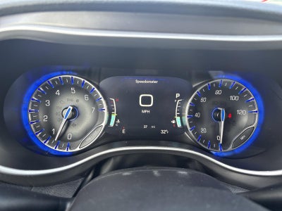 2026 Chrysler Pacifica Select AWD