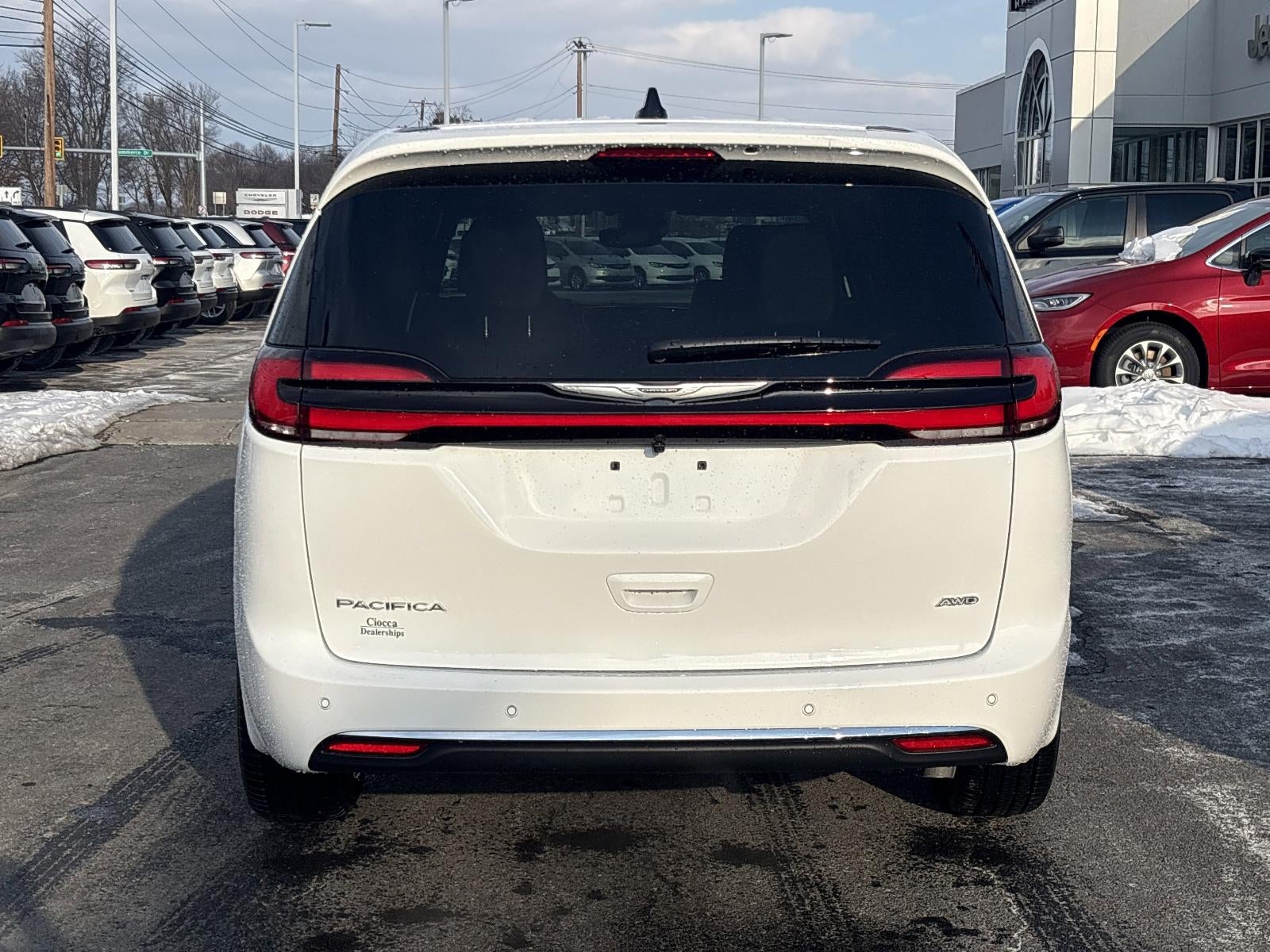 2026 Chrysler Pacifica Select AWD