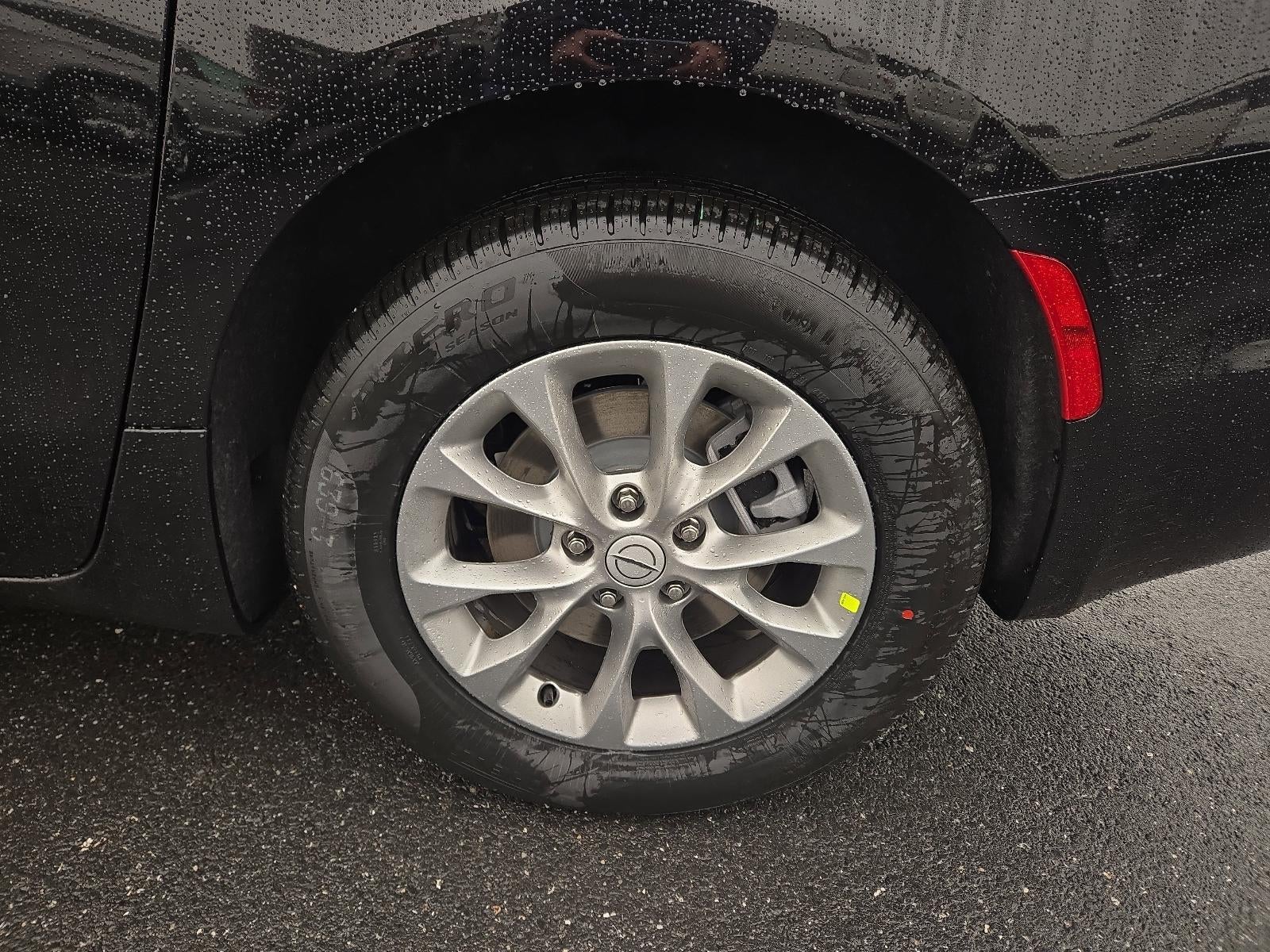 2026 Chrysler Pacifica Select AWD