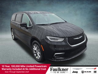 2026 Chrysler Pacifica Select AWD