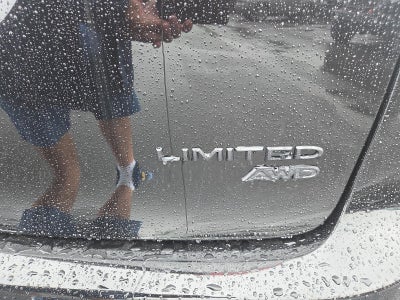 2027 Chrysler Pacifica Limited AWD