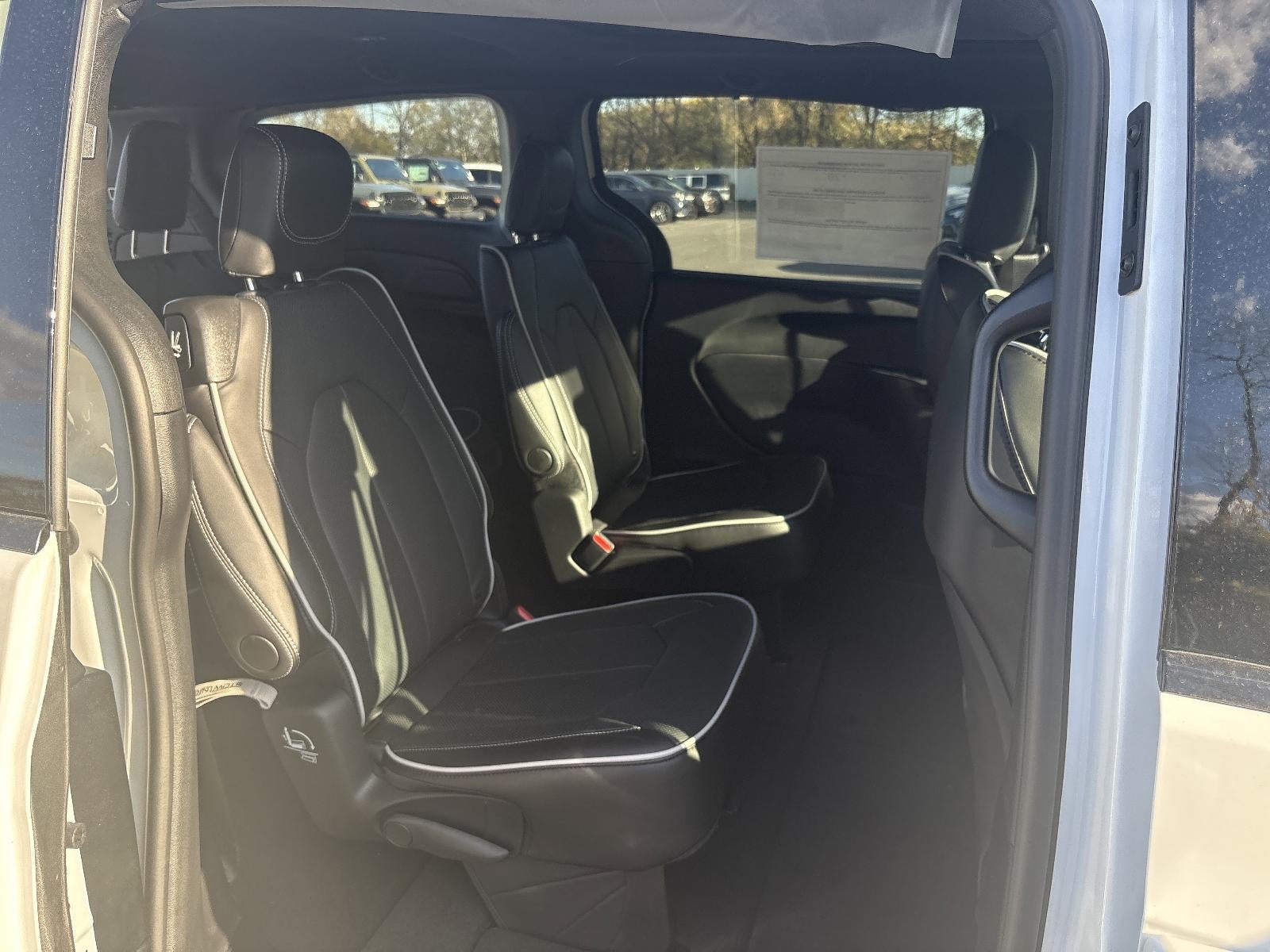 2026 Chrysler Pacifica Limited AWD