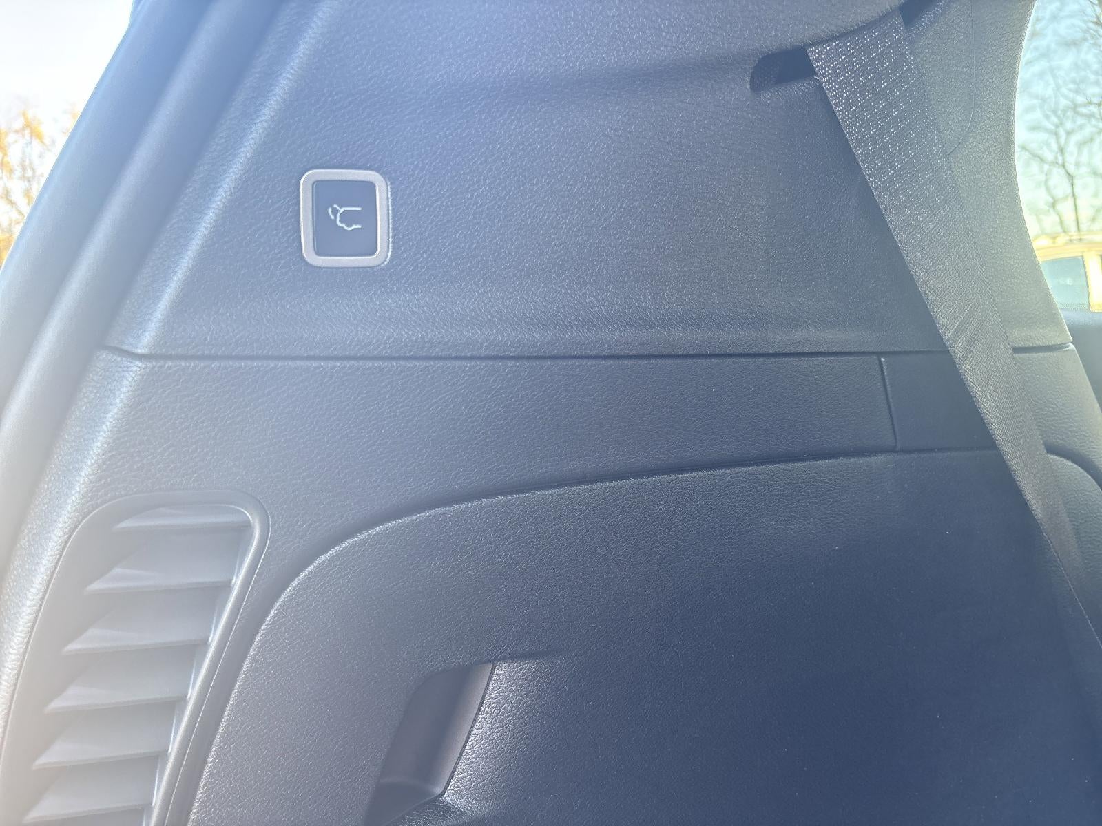 2026 Chrysler Pacifica Limited AWD