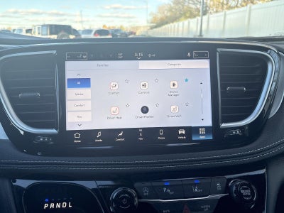 2026 Chrysler Pacifica Limited AWD