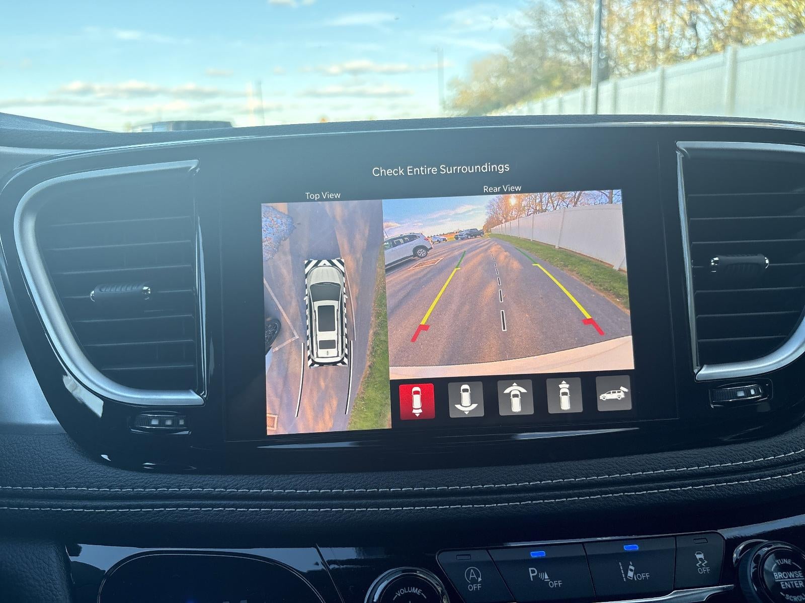 2026 Chrysler Pacifica Limited AWD