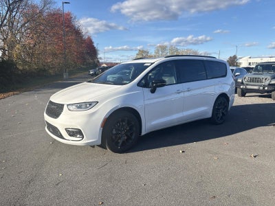 2026 Chrysler Pacifica Limited AWD