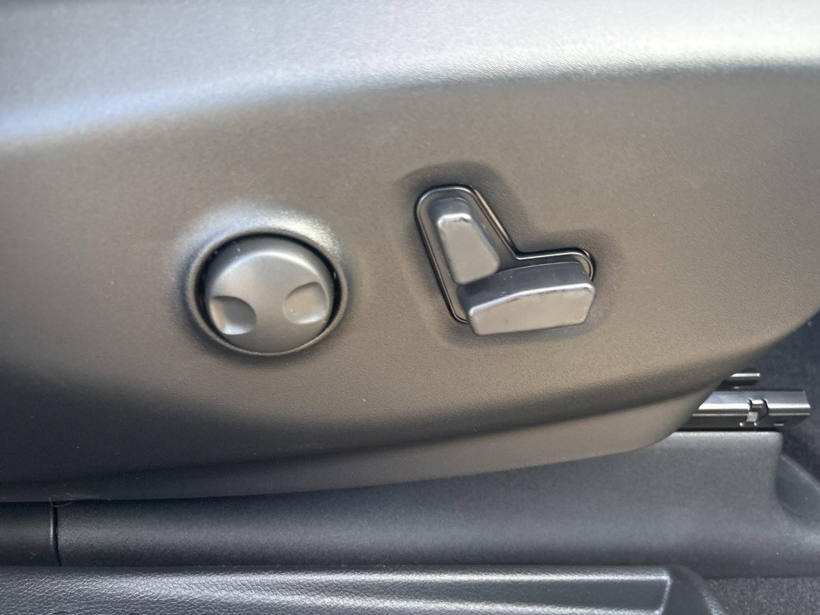 2026 Chrysler Pacifica Limited AWD