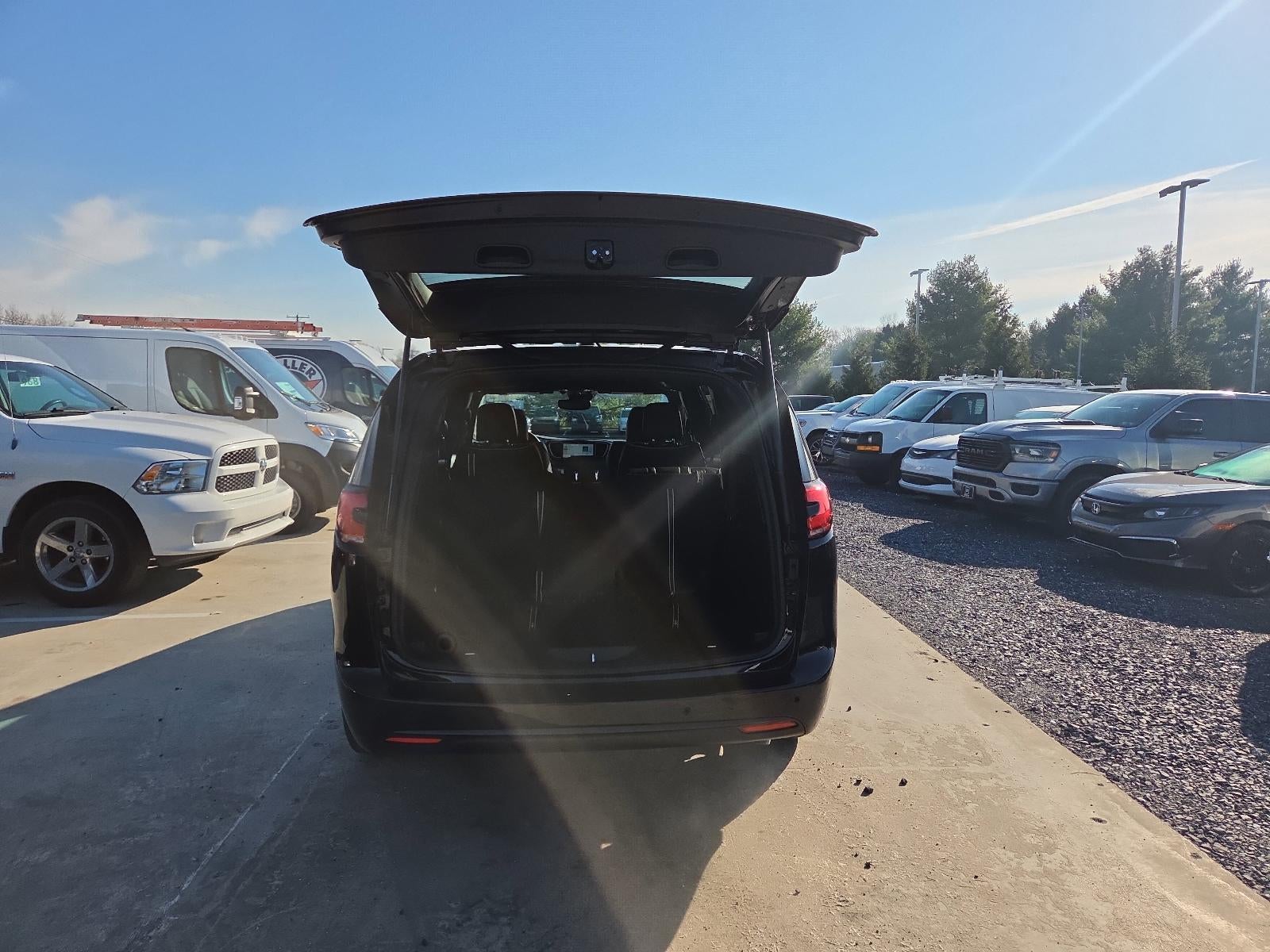2026 Chrysler Pacifica Limited AWD