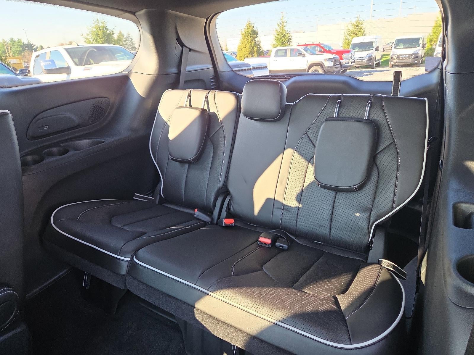 2026 Chrysler Pacifica Limited AWD