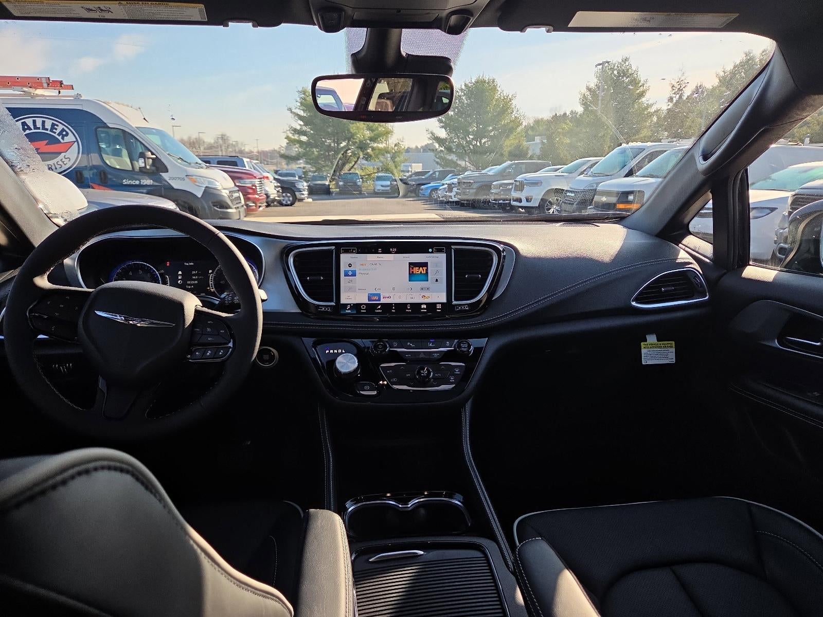 2026 Chrysler Pacifica Limited AWD