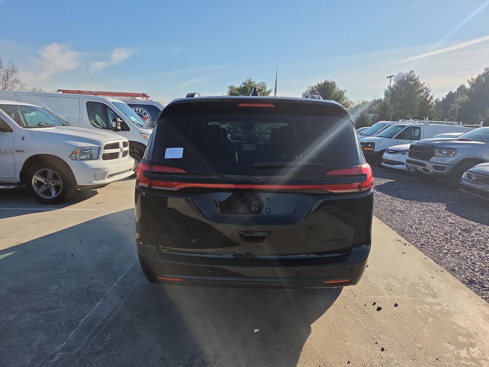 2026 Chrysler Pacifica Limited AWD