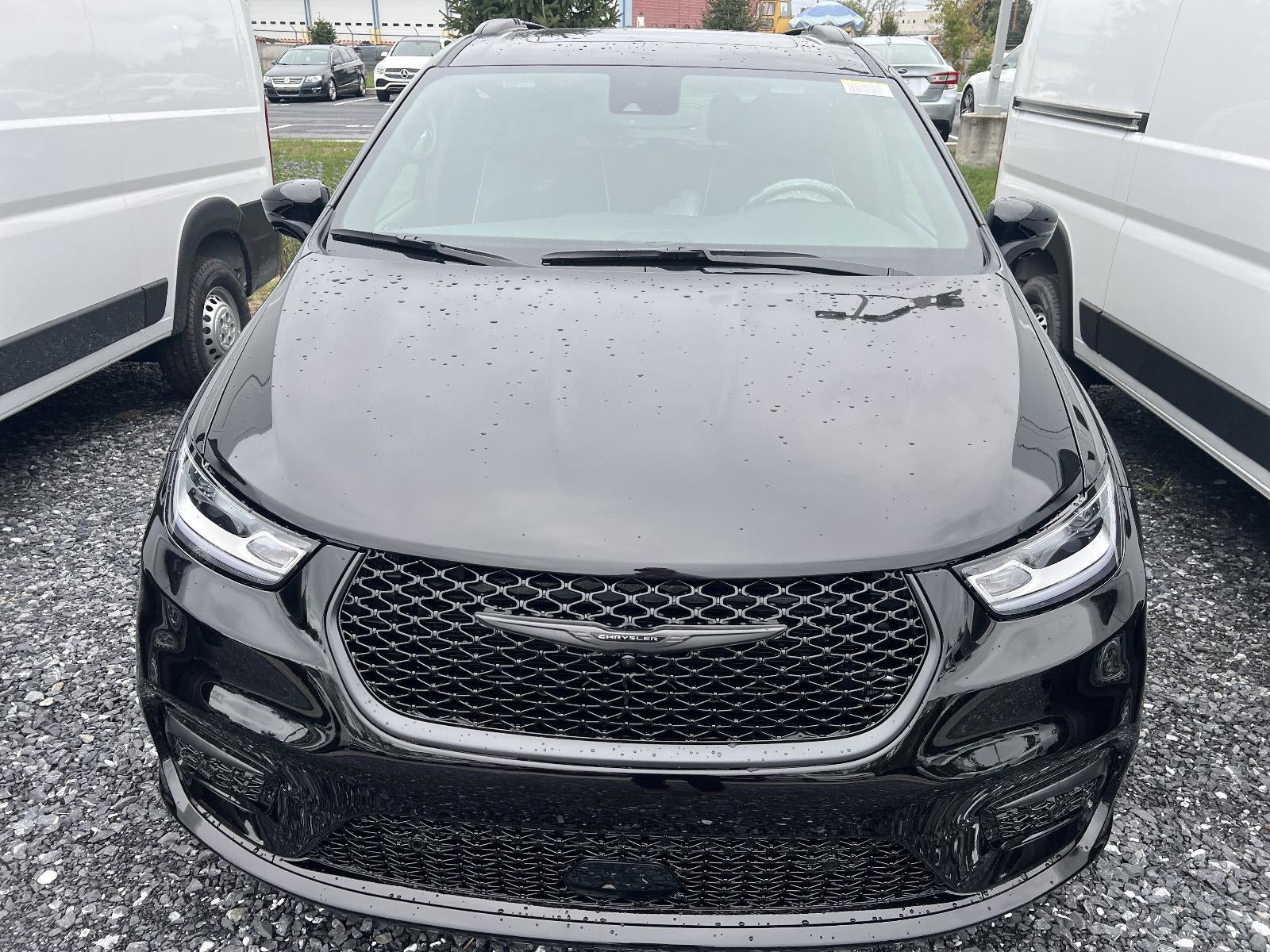 2026 Chrysler Pacifica Limited AWD