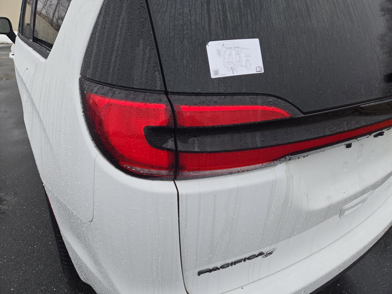 2026 Chrysler Pacifica Limited AWD