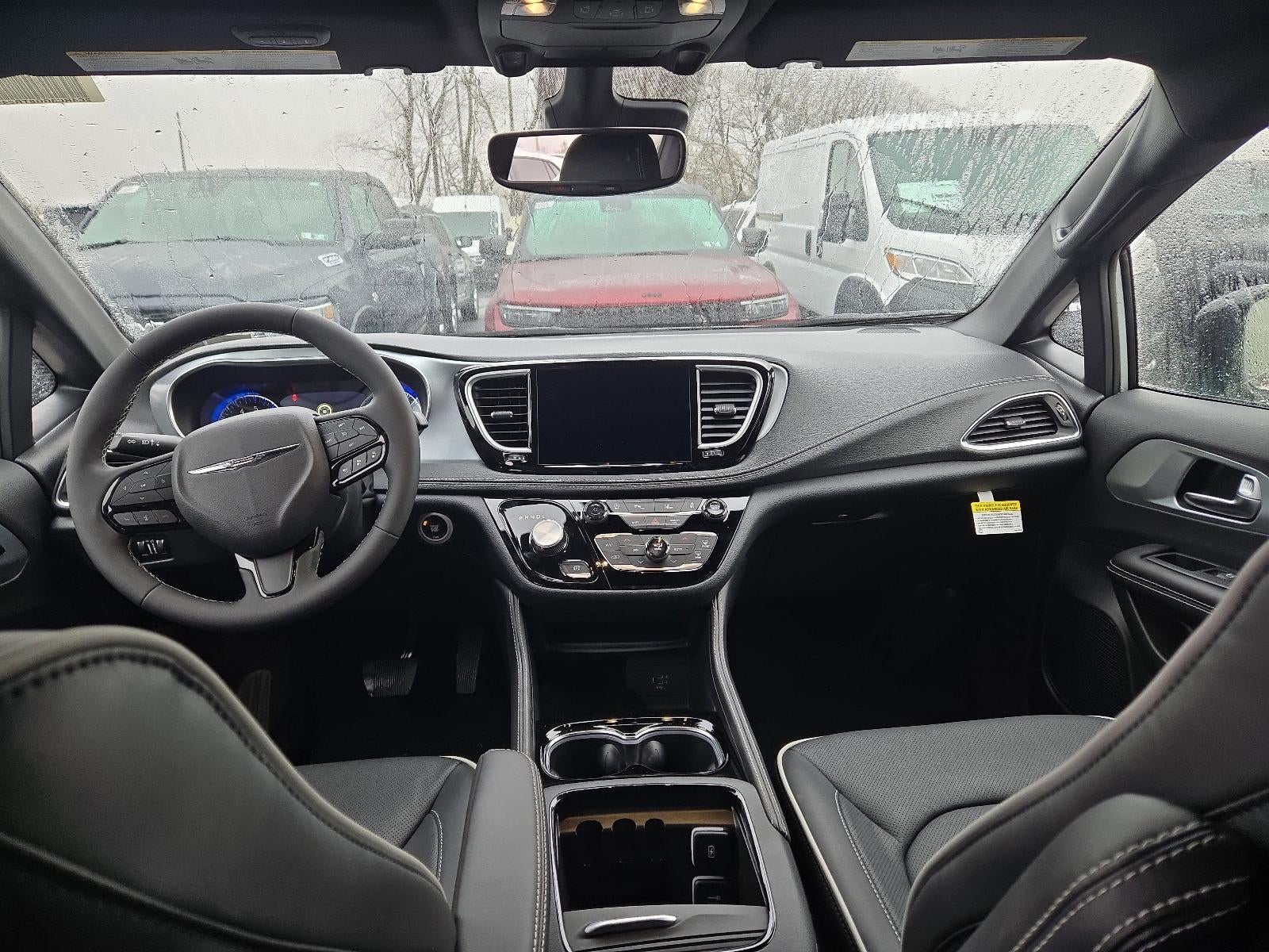 2026 Chrysler Pacifica Limited AWD