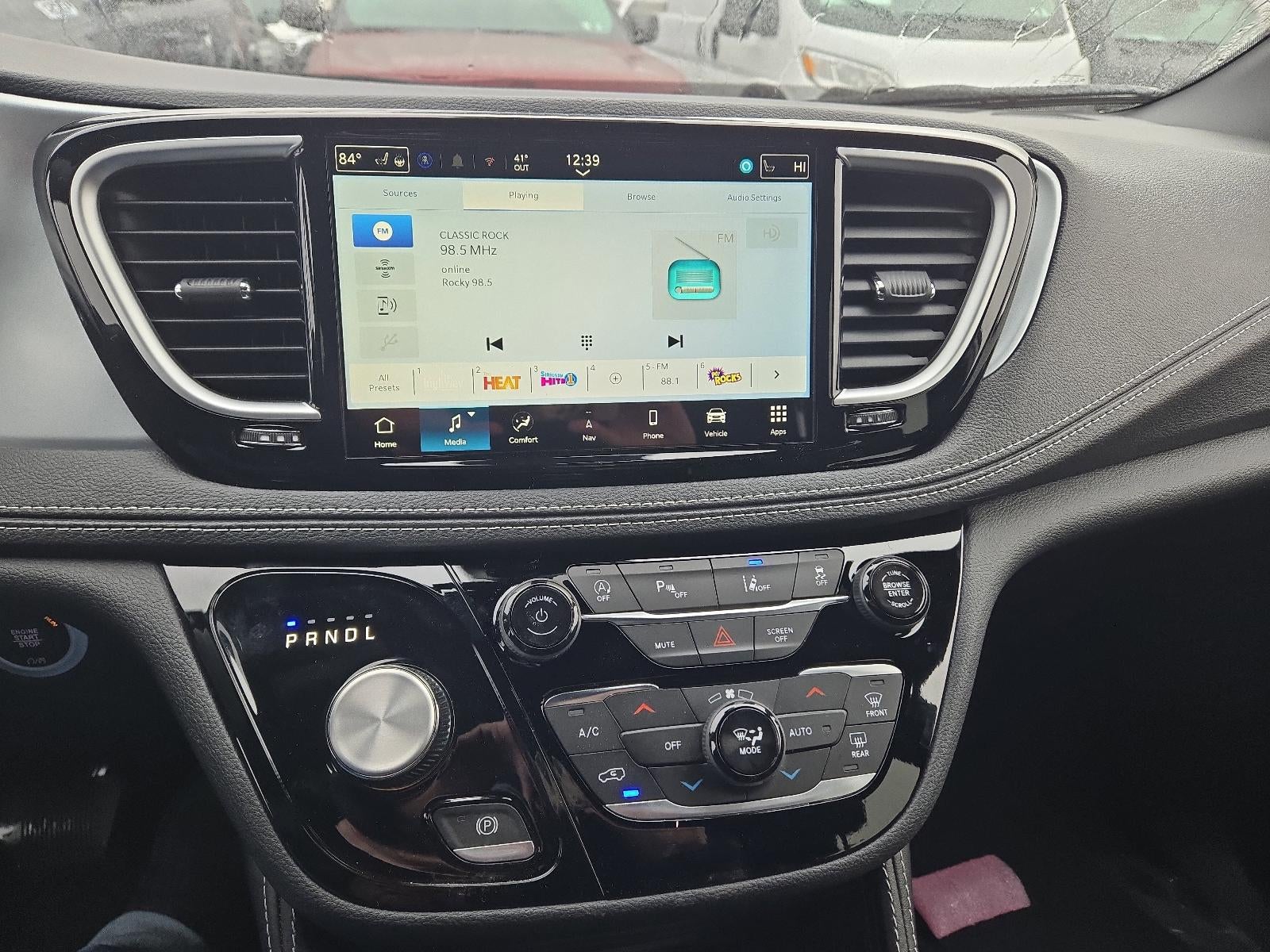 2026 Chrysler Pacifica Limited AWD