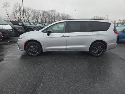 2026 Chrysler Pacifica Limited AWD