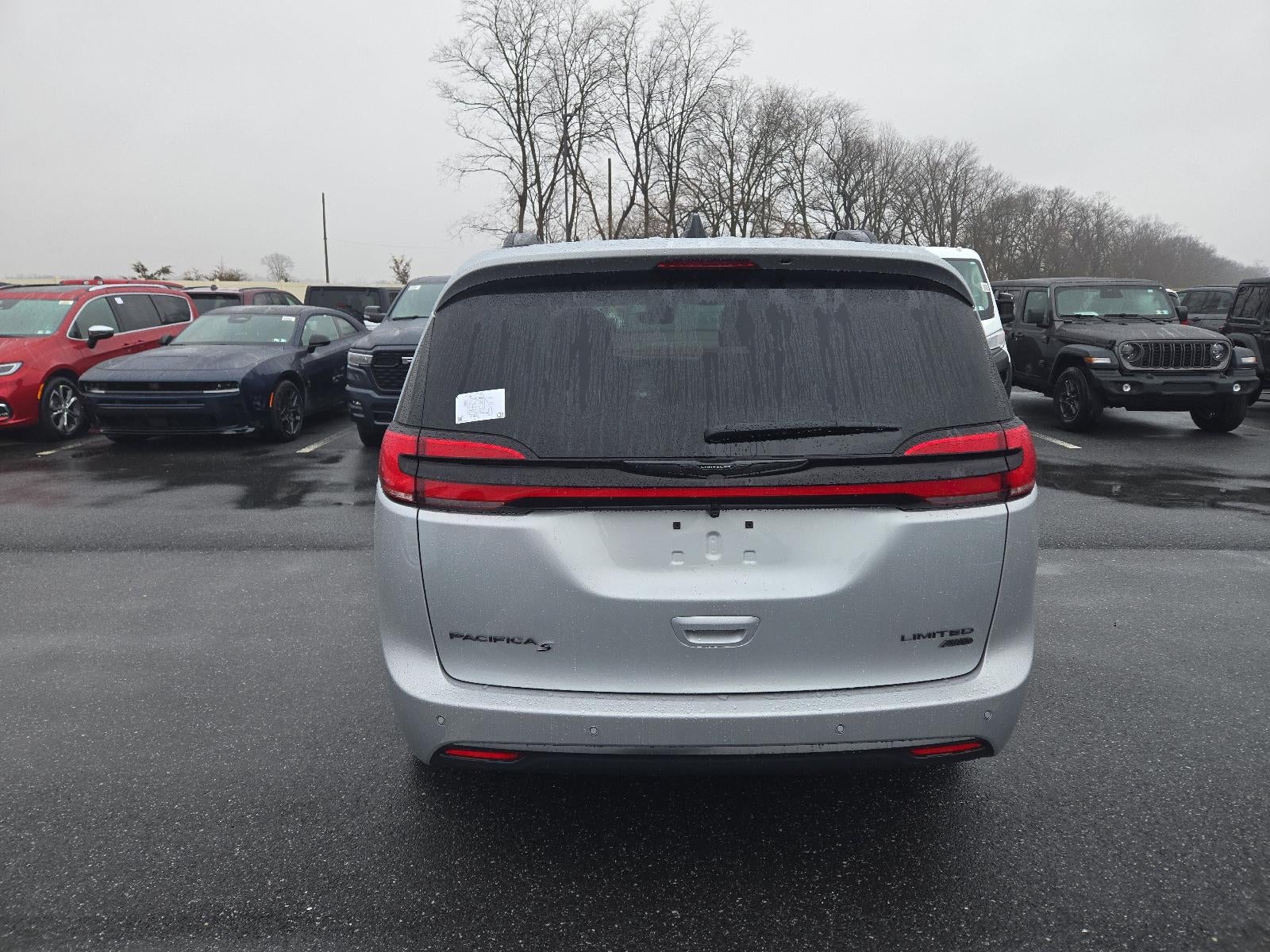 2026 Chrysler Pacifica Limited AWD