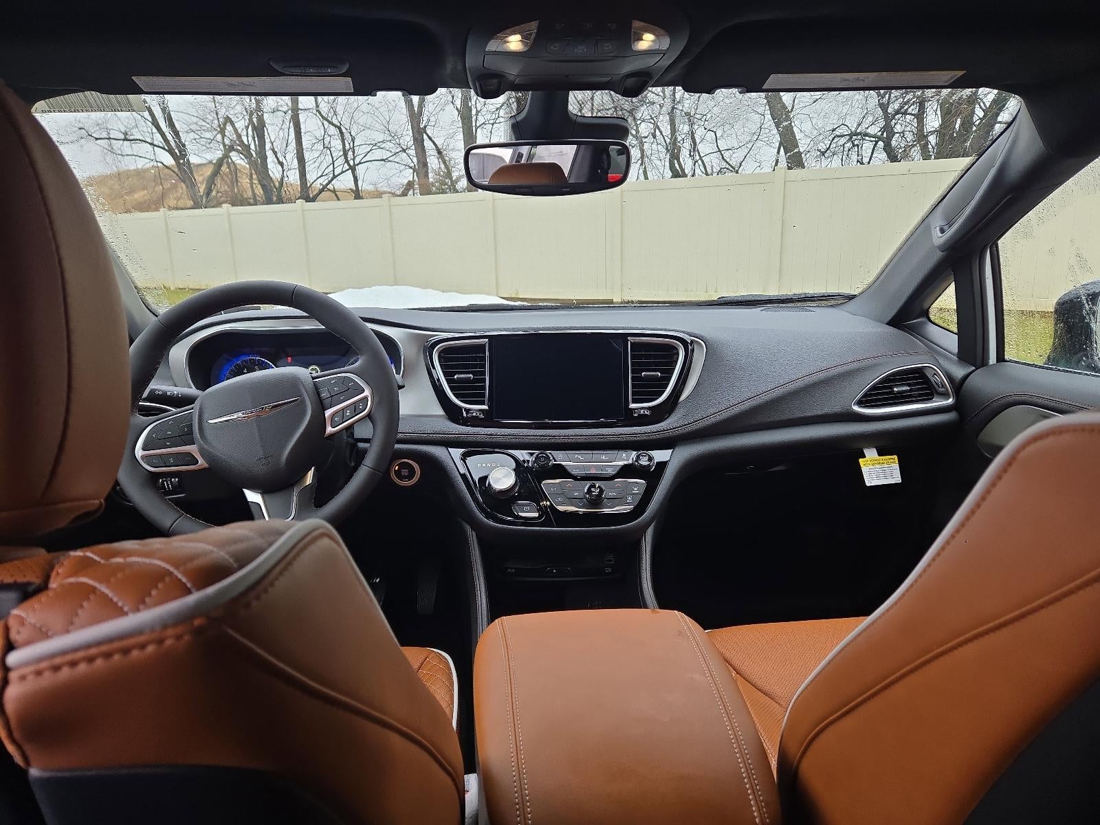 2026 Chrysler Pacifica Pinnacle AWD