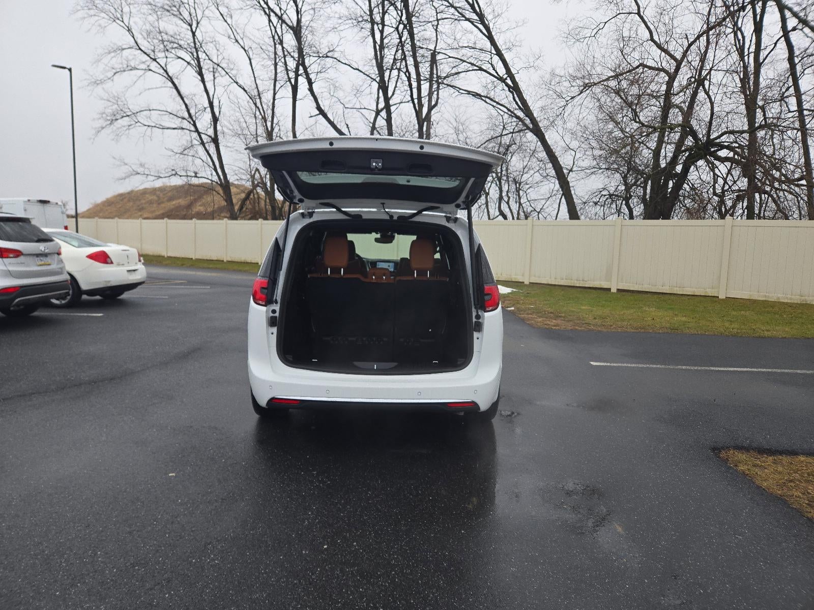 2026 Chrysler Pacifica Pinnacle AWD