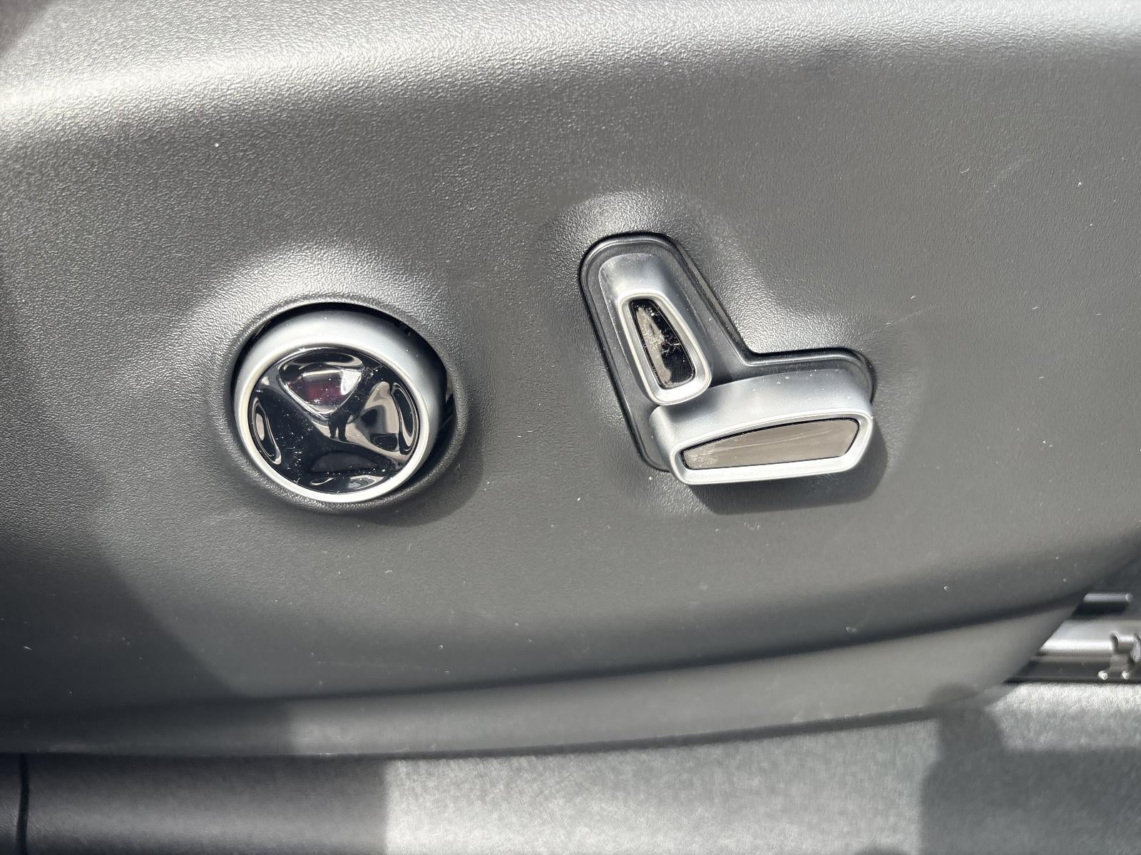 2026 Chrysler Pacifica Pinnacle AWD