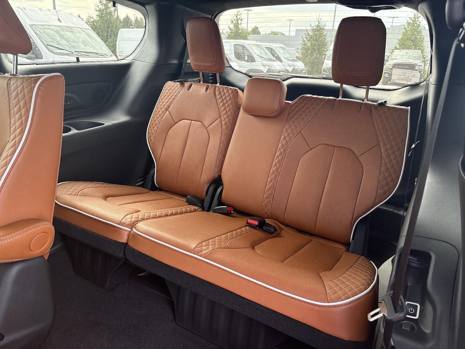 2026 Chrysler Pacifica Pinnacle AWD