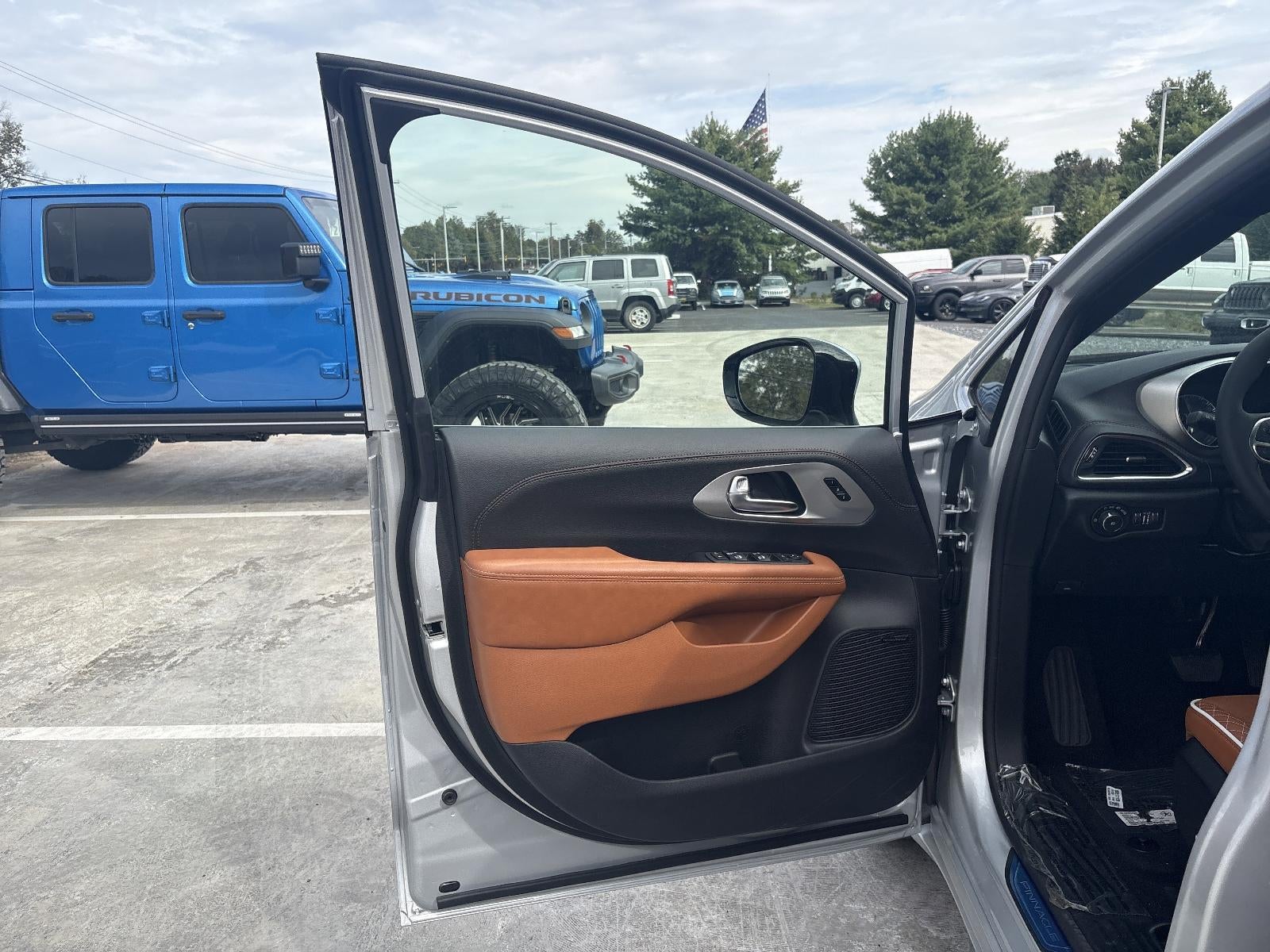 2026 Chrysler Pacifica Pinnacle AWD