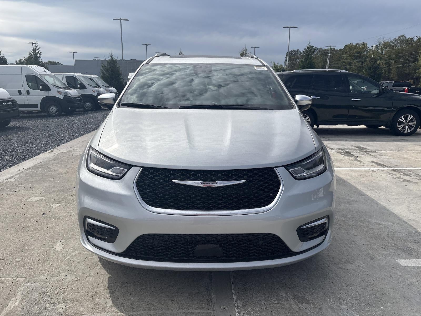 2026 Chrysler Pacifica Pinnacle AWD