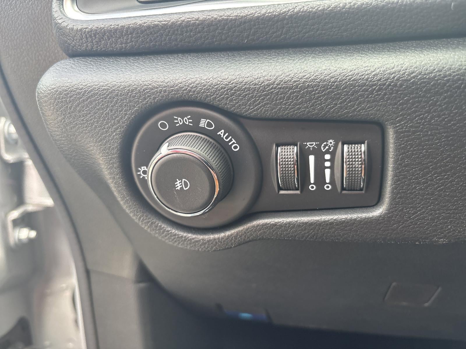 2026 Chrysler Pacifica Pinnacle AWD