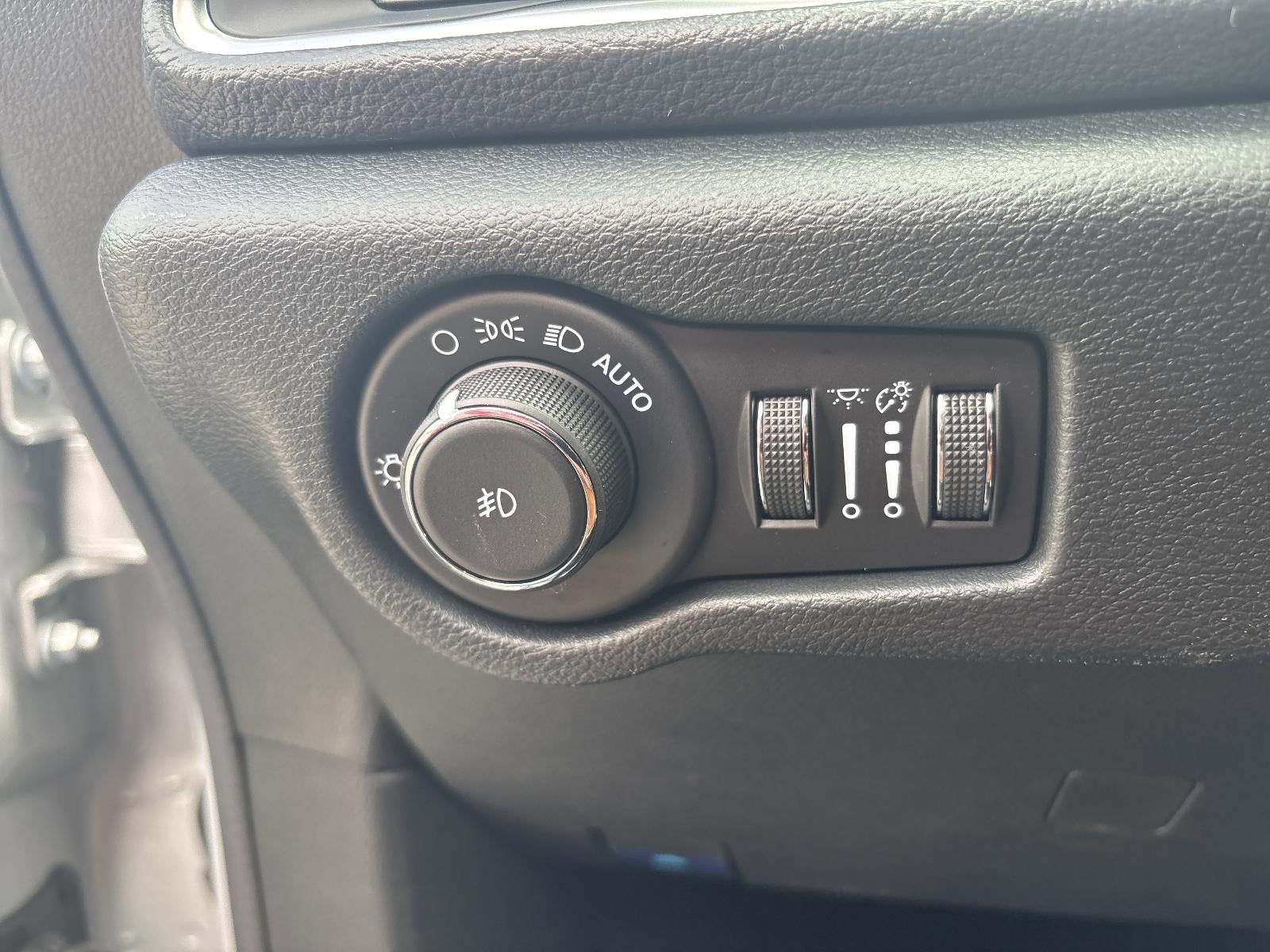 2026 Chrysler Pacifica Pinnacle AWD