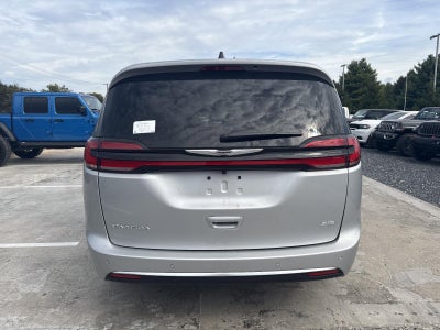 2026 Chrysler Pacifica Pinnacle AWD