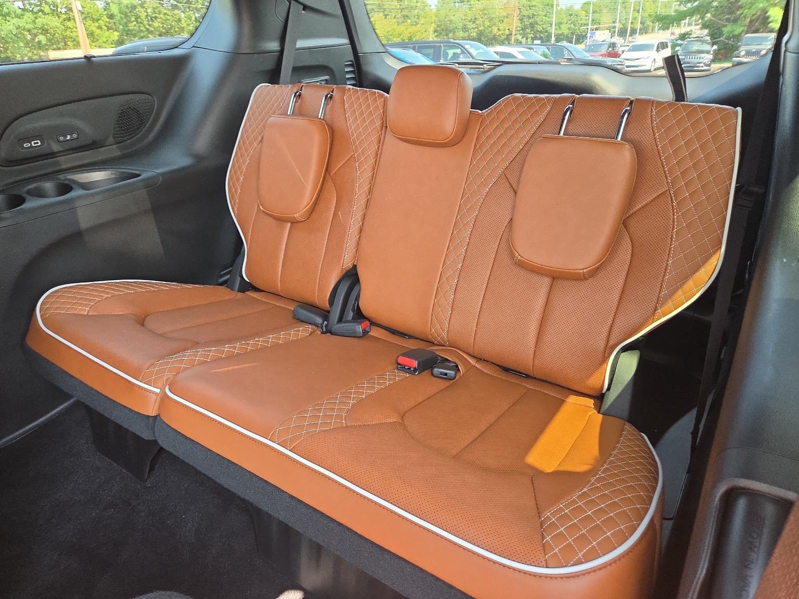2026 Chrysler Pacifica Pinnacle AWD