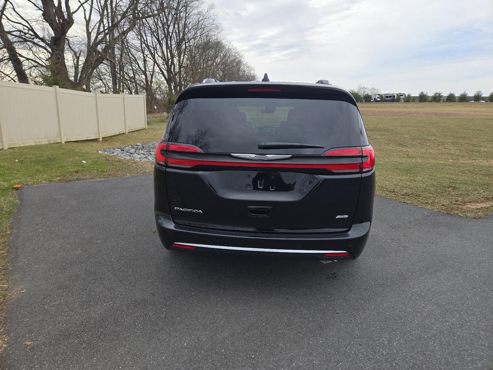 2026 Chrysler Pacifica Pinnacle AWD