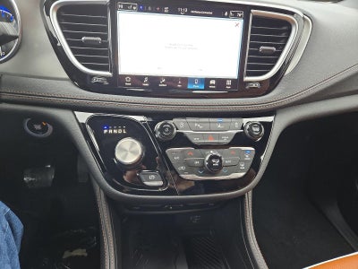 2026 Chrysler Pacifica Pinnacle AWD