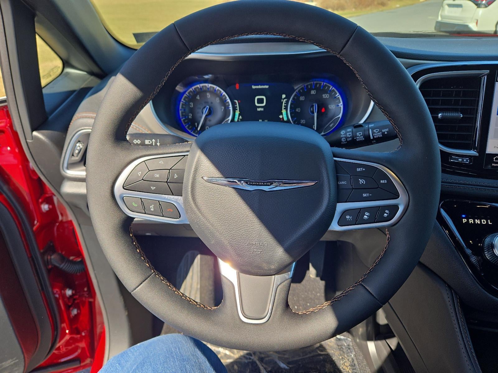 2026 Chrysler Pacifica Pinnacle AWD