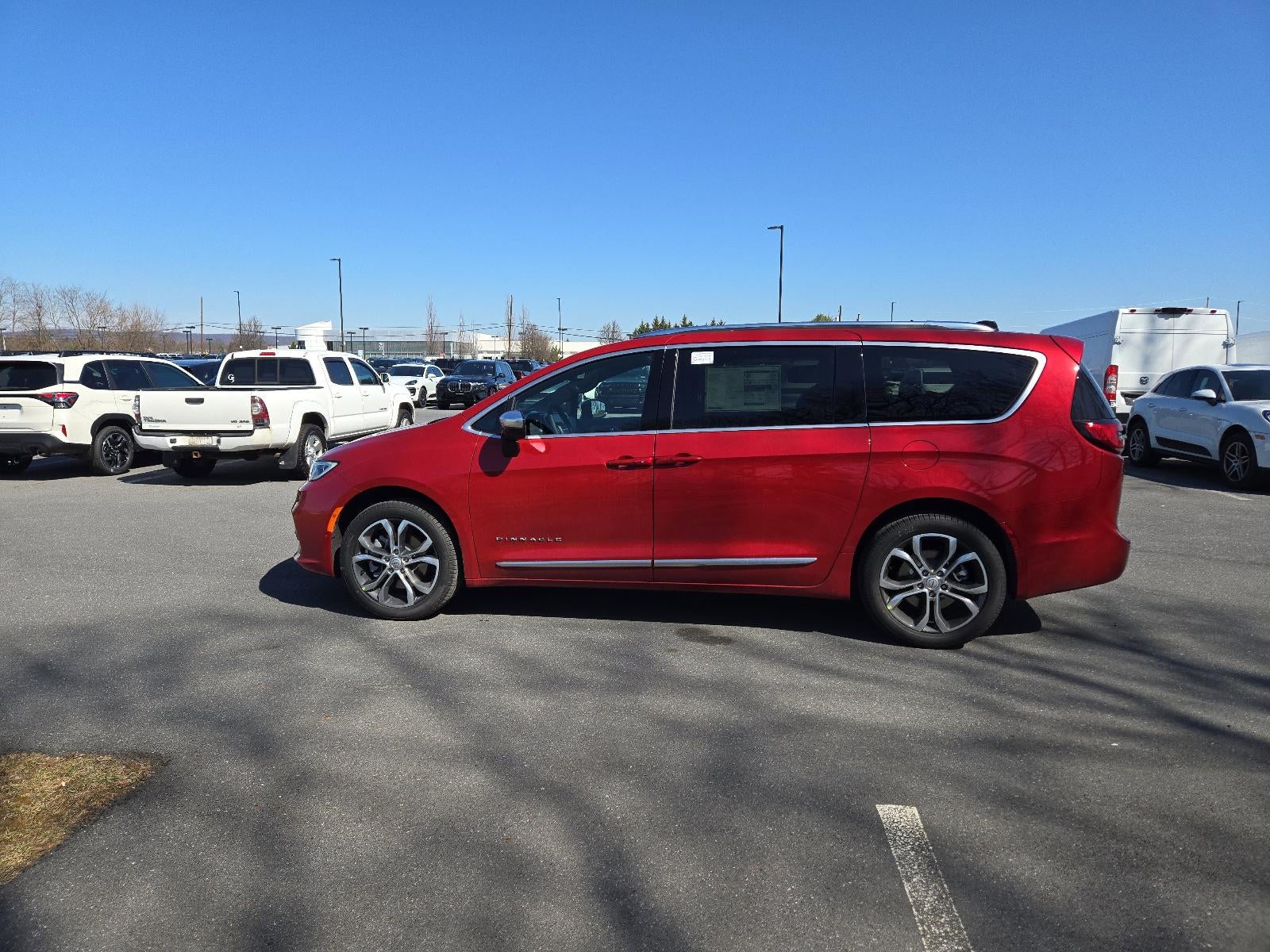 2026 Chrysler Pacifica Pinnacle AWD