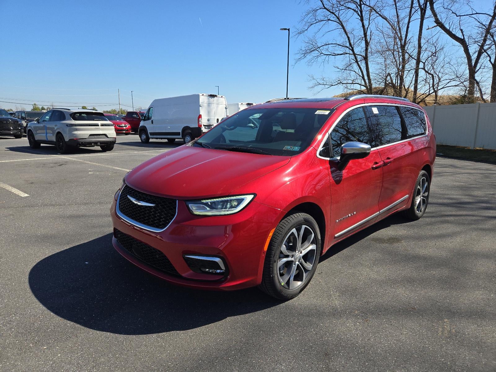 2026 Chrysler Pacifica Pinnacle AWD