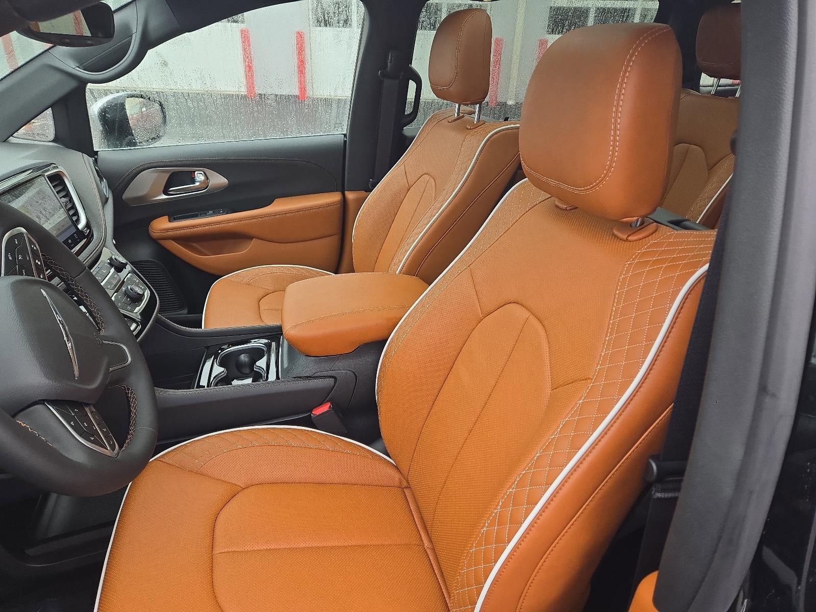 2026 Chrysler Pacifica Pinnacle AWD