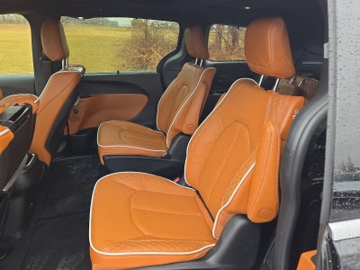 2026 Chrysler Pacifica Pinnacle AWD