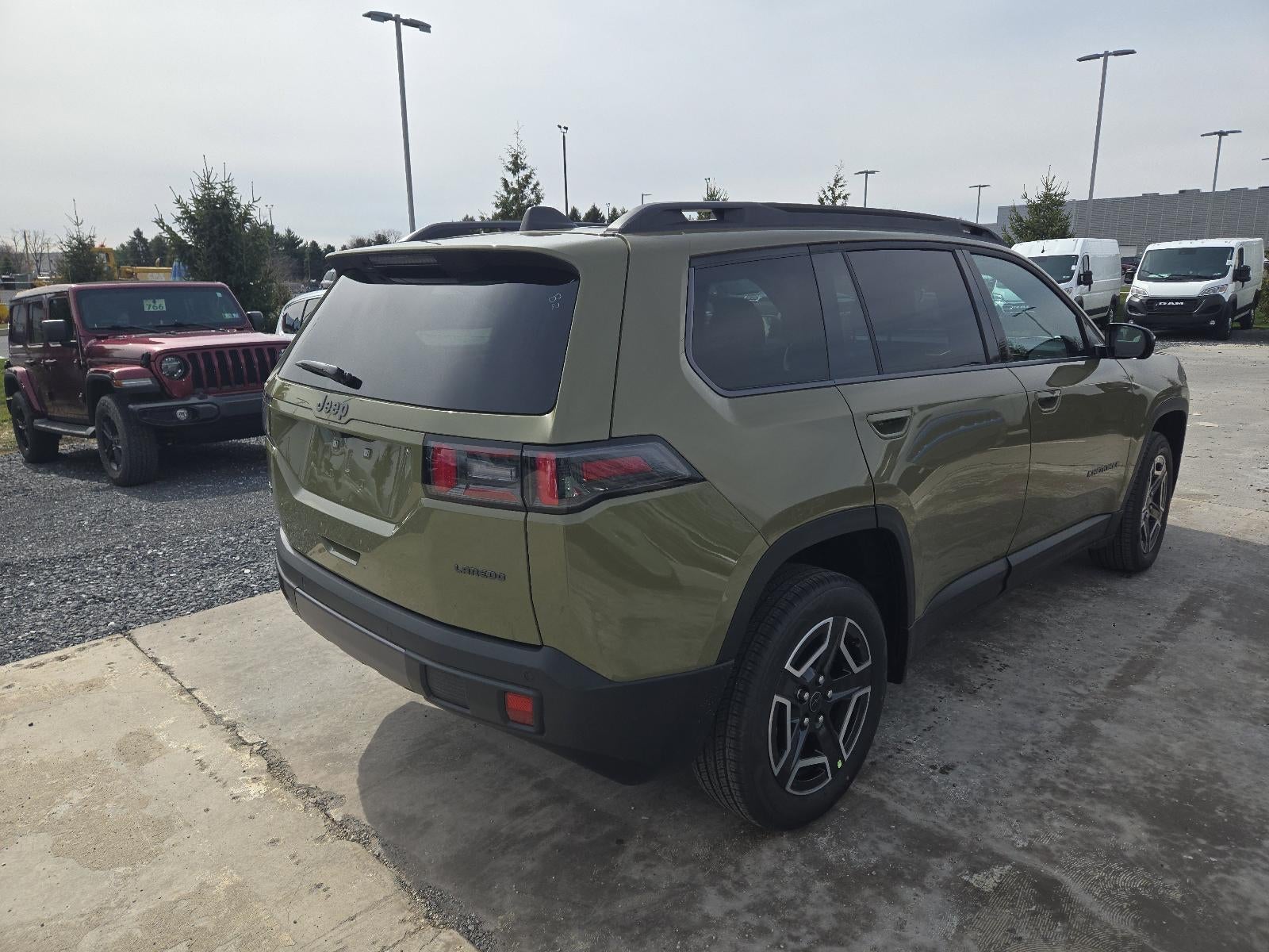 2026 Jeep Cherokee Laredo 4x4