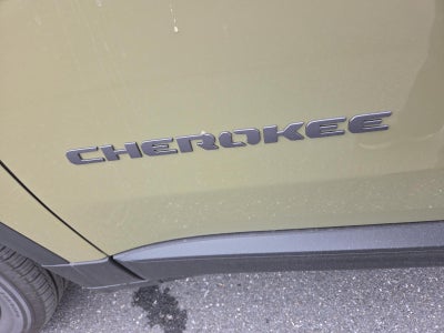 2026 Jeep Cherokee Laredo 4x4