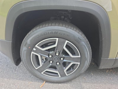 2026 Jeep Cherokee Laredo 4x4