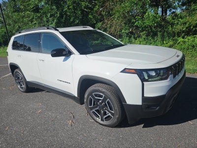 2026 Jeep Cherokee Laredo 4x4