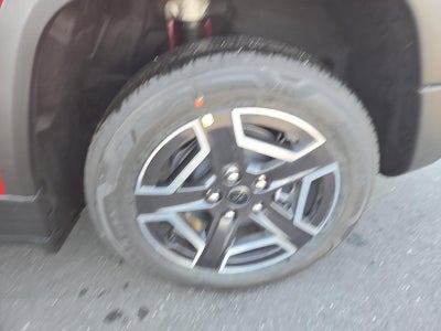 2026 Jeep Cherokee Laredo 4x4