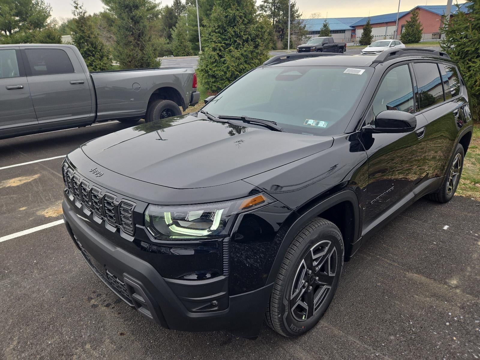 2026 Jeep Cherokee Laredo 4x4