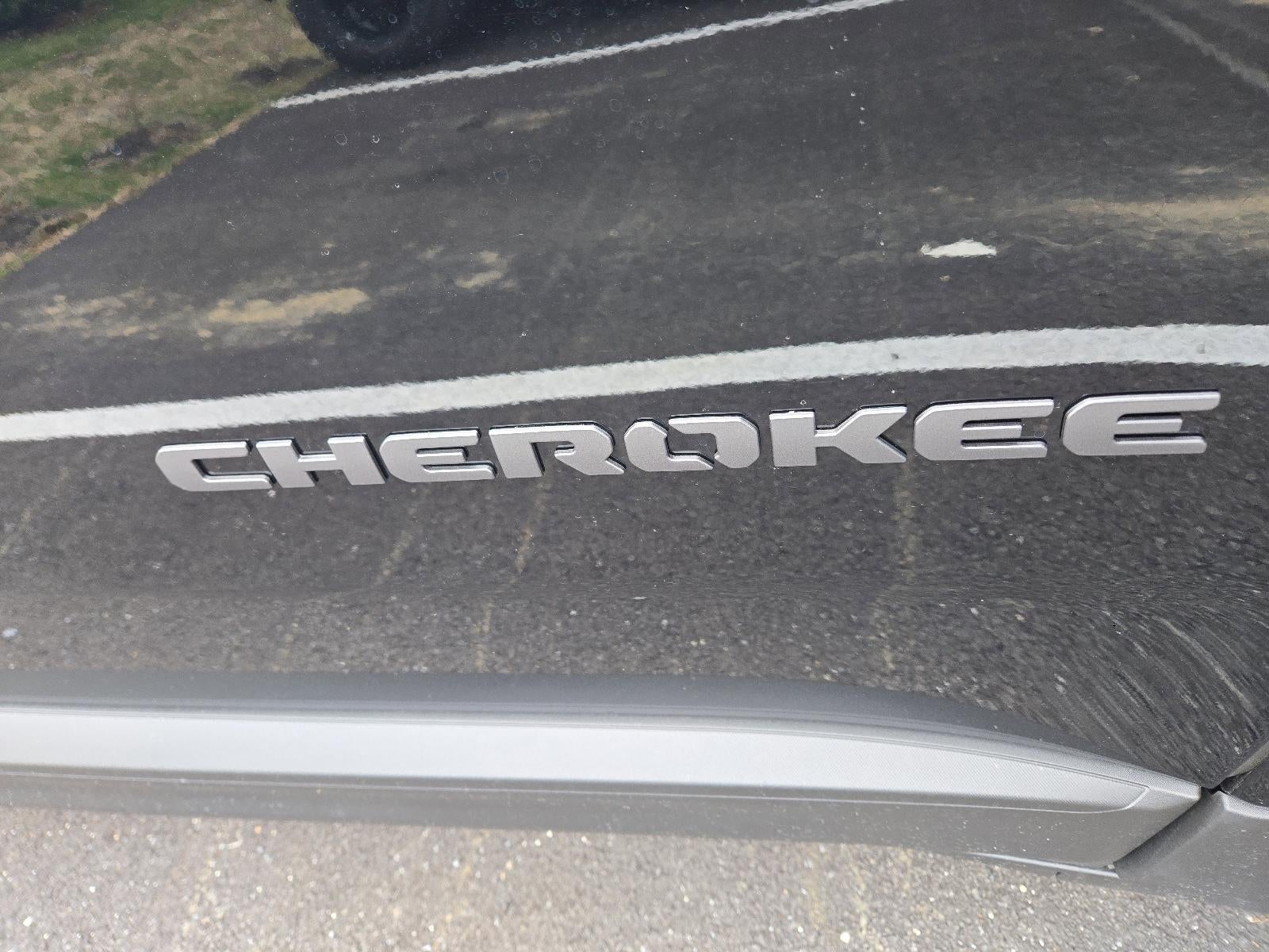 2026 Jeep Cherokee Laredo 4x4