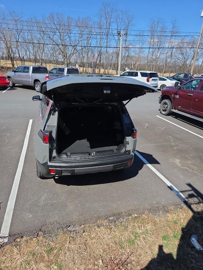 2026 Jeep Cherokee Laredo 4x4