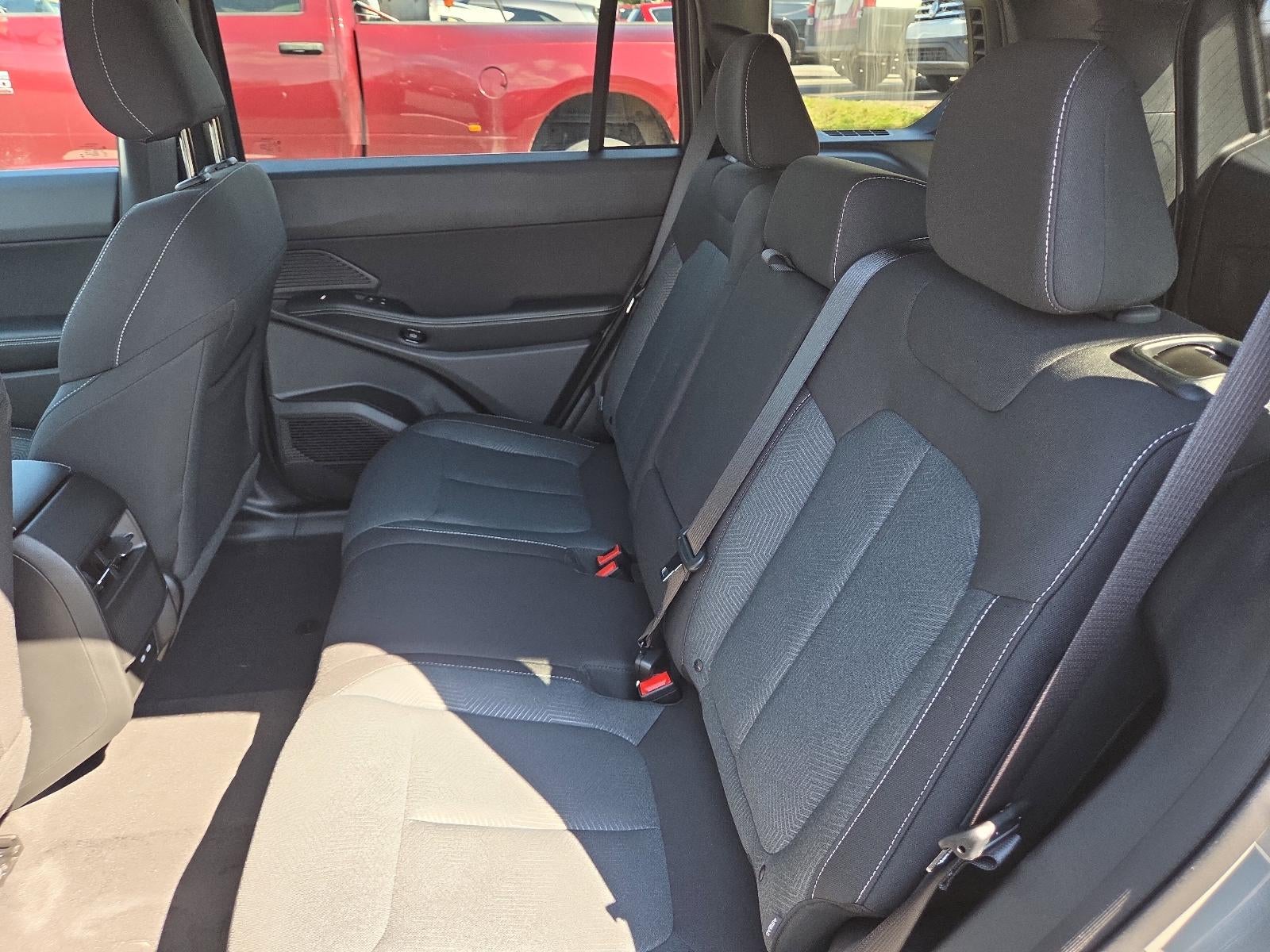 2026 Jeep Cherokee Laredo 4x4